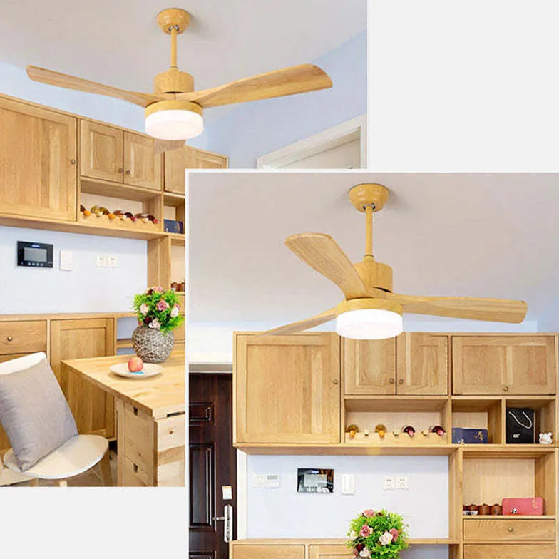 Dunkle Holz Deckenventilator mit Licht