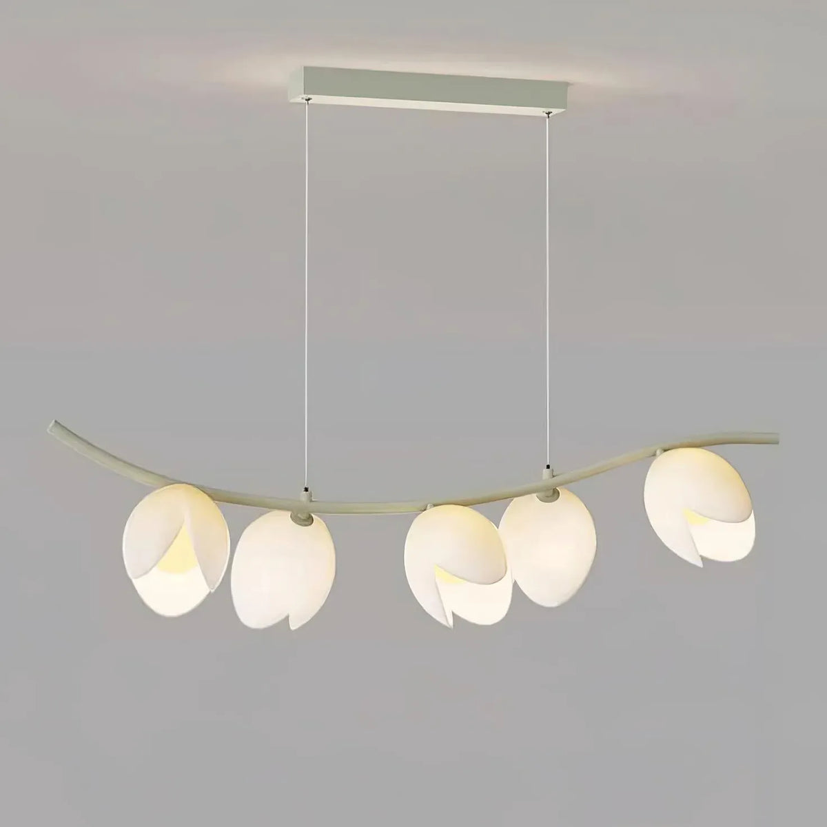 Multi-Head White Flower Horizontal Pendant Light