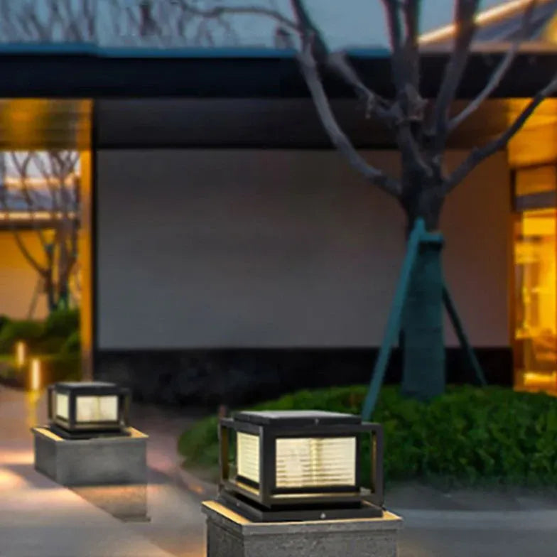 Textured Glass Rectangular Solar Outdoor Pillar Lights