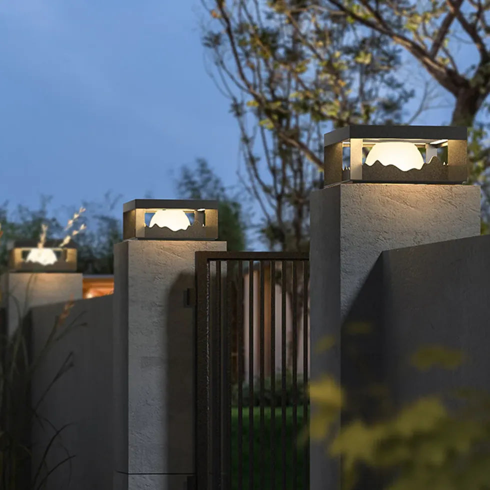 Mountain Design Landscape Outdoor Pillar Lights