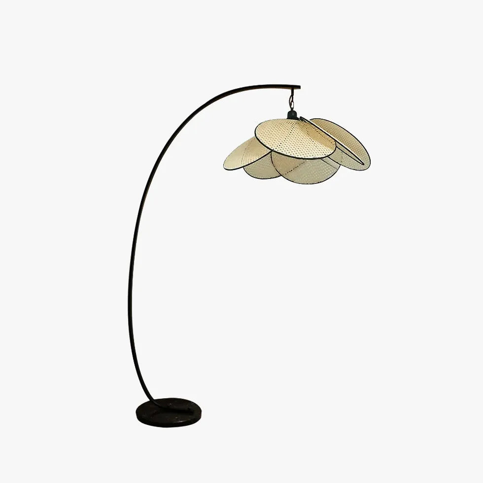 Rattan Petal Modern Bogen -Stehlampe