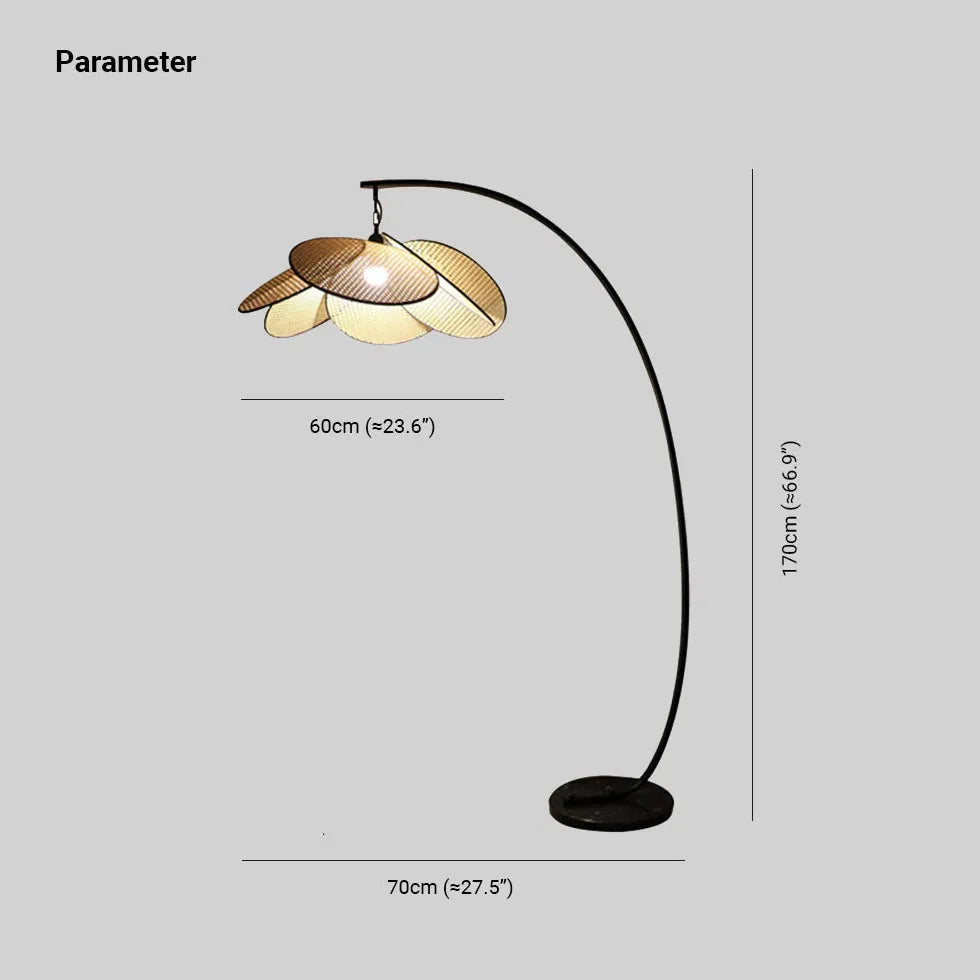 Rattan Petal Modern Bogen -Stehlampe