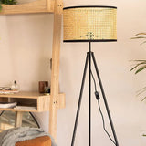 Rattan -Zylinder minimalistischer Stativsbohrlampe