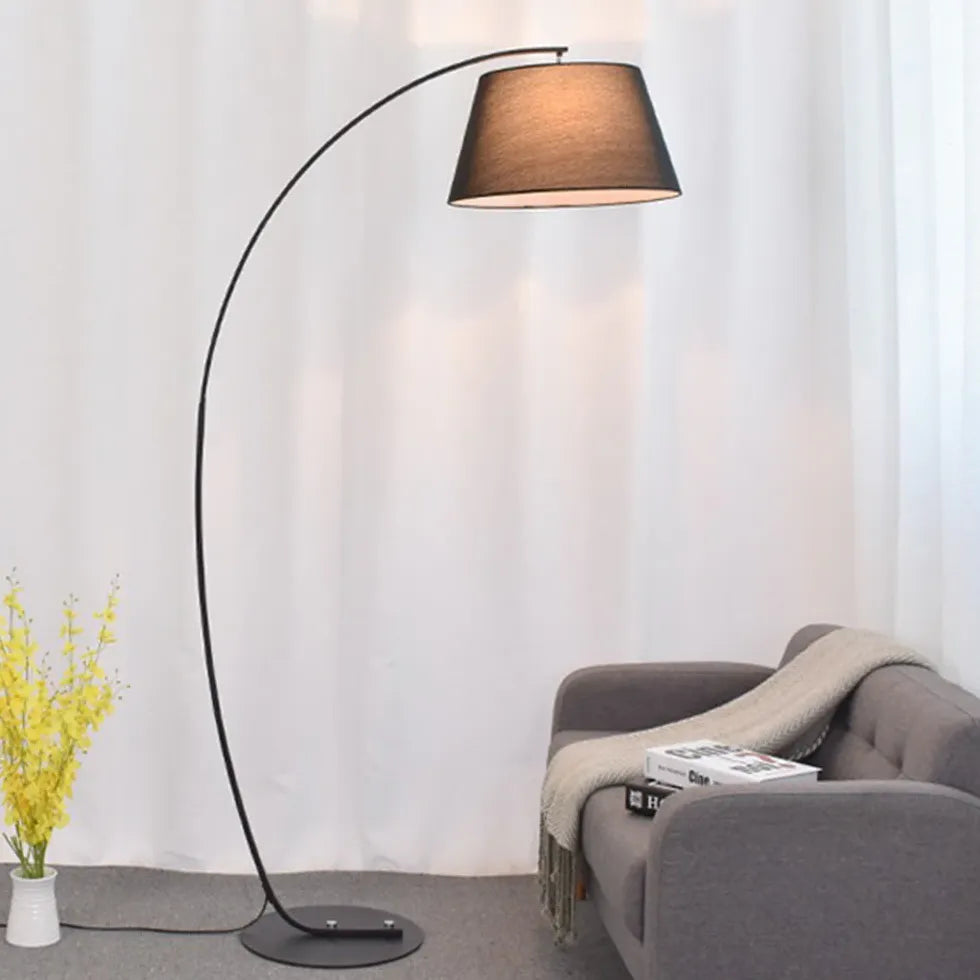 Wide Lampshade Curved Minimalist Floor Lamp