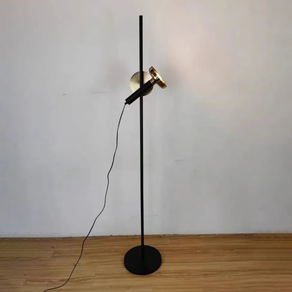 Schwarz gerade minimalistische verstellbare Stehlampe