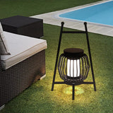 Stehlampe Dreibein Schwarz für moderne Terrassengestaltung - Clowas.de