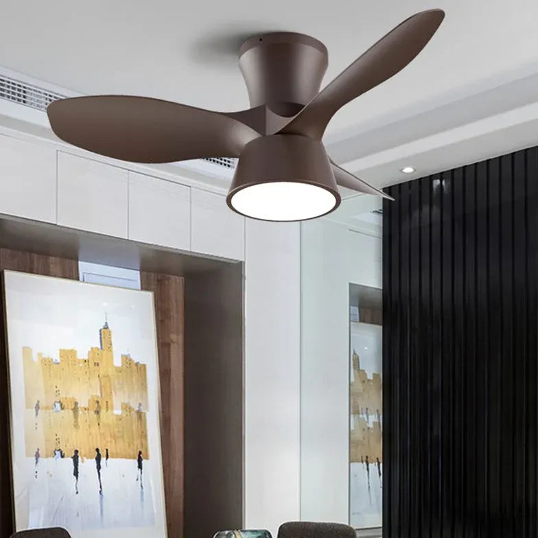 Streamlined Minimalist Ceiling Fan with Light