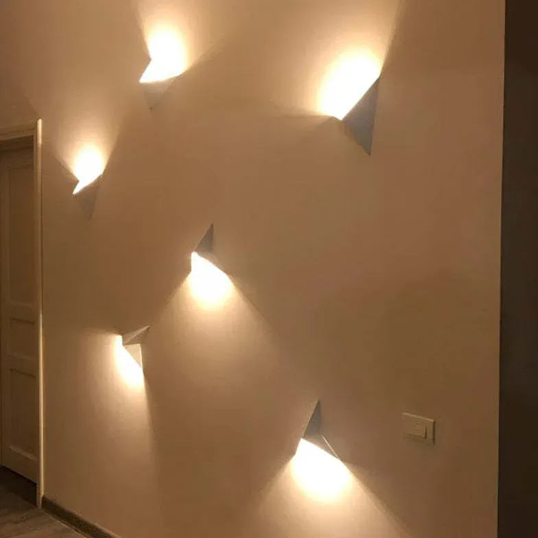 Wandleuchte außen weiß für modernen minimalistischen Stil - Clowas.de
