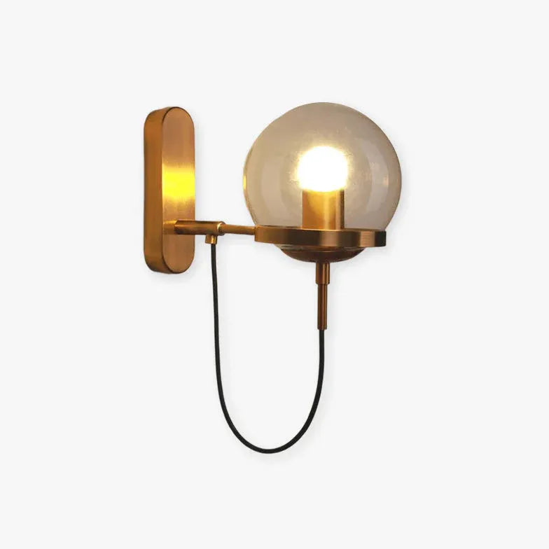 Wandleuchte Gold Messing mit modernem Glasdesign - Clowas.de