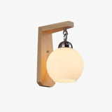 Wandleuchte Holz Weiß mit Rundem Kugel Minimalist - Clowas.de